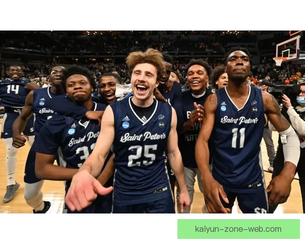 布莱斯带领亚利桑那大学逆袭普渡挺进NCAA终极四强再续辉煌